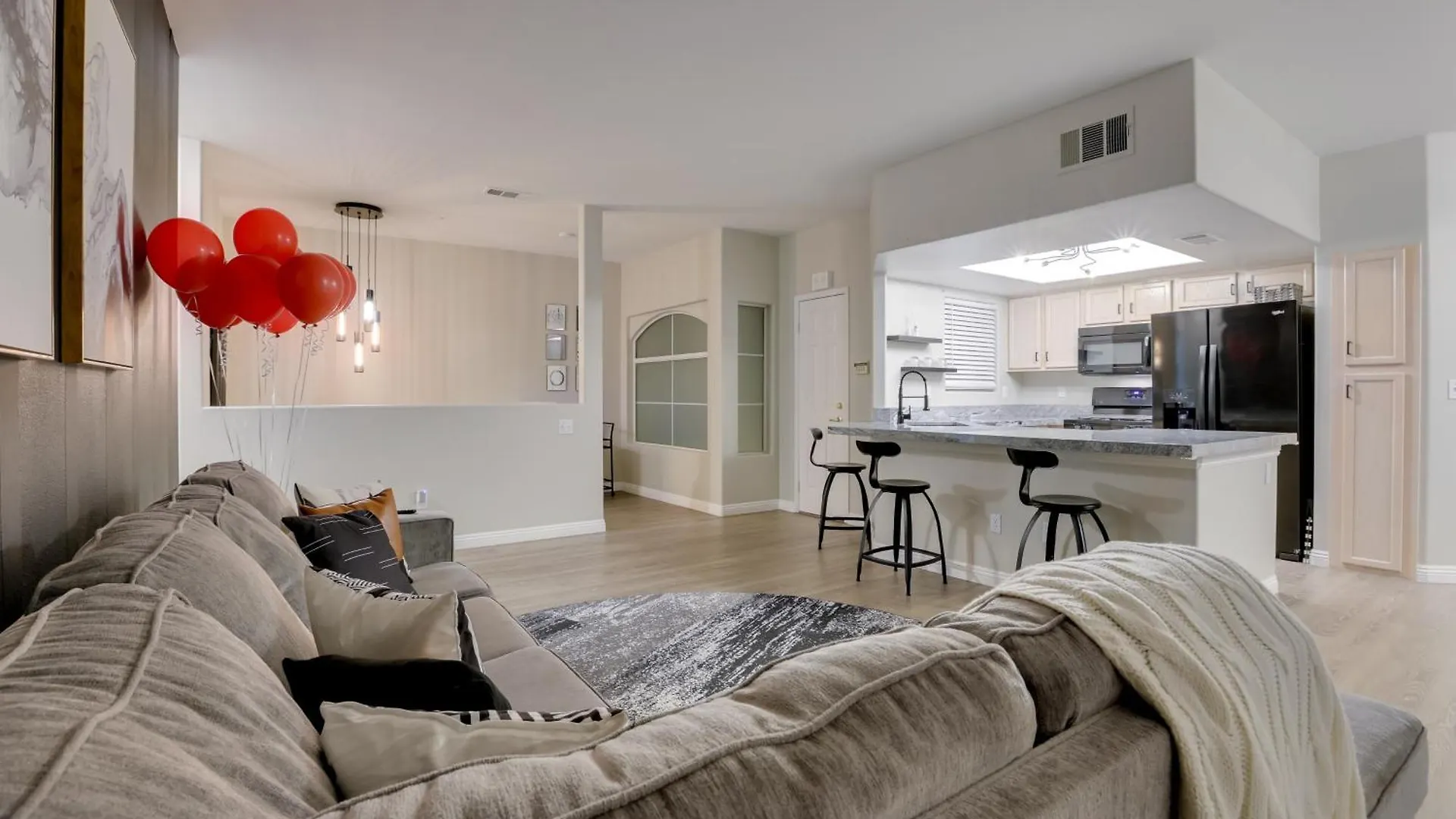 Apartamento 6 Mi To Vegas Strip City-View Gem With Pool Access Las Vegas